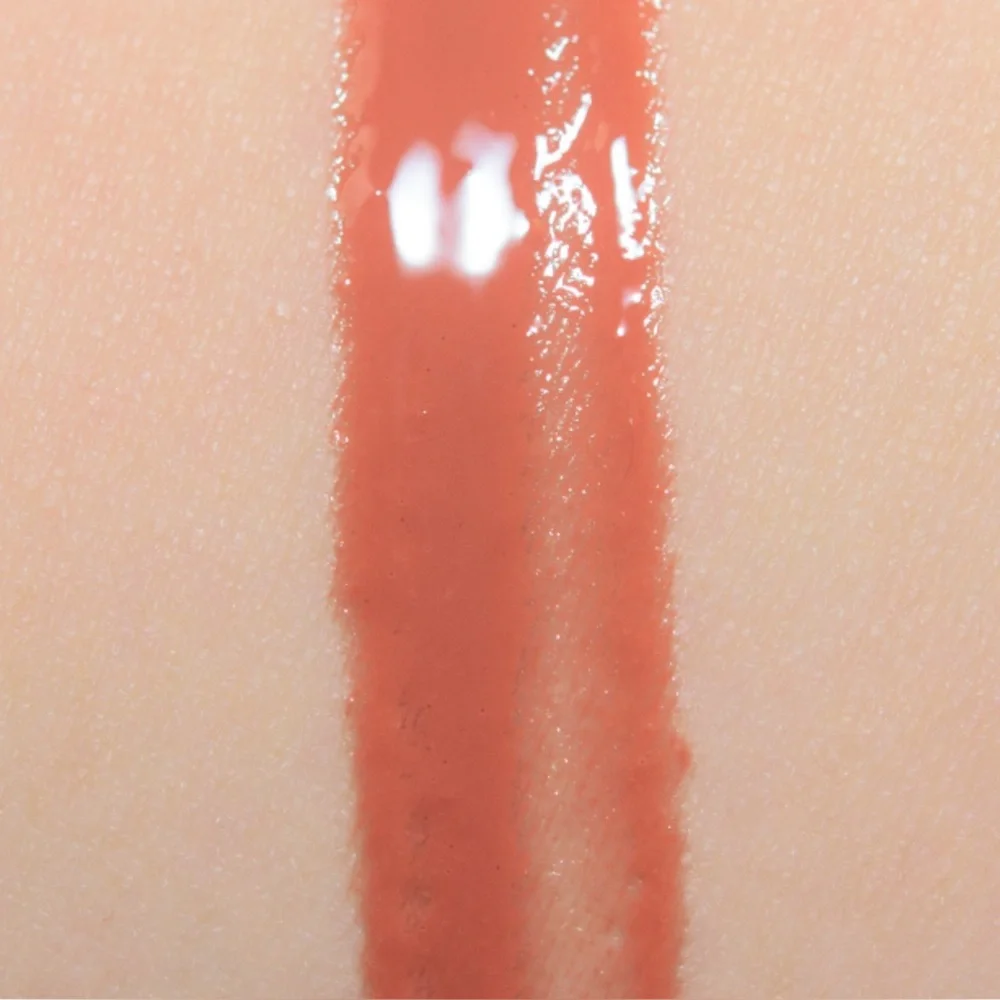 MAC LUST LIPGLASS. NEW IN BOX.